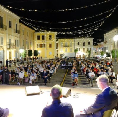 25 luglio - Piero Mazzocchetti e presentazione libro "Atri e il Covid-19"